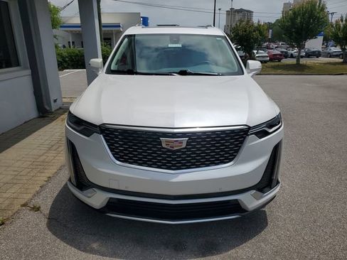 Used 2025 Cadillac XT6 Premium Luxury AWD/4WD image 15
