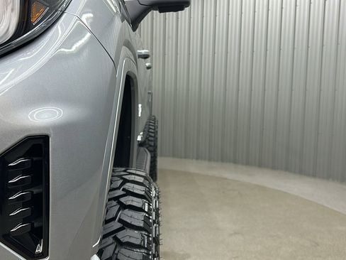 Used 2025 GMC Sierra 1500 AT4 w/ AT4 Premium Package image 16