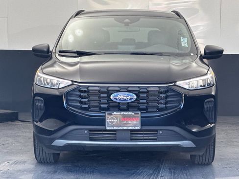 Used 2025 Ford Escape ST-Line image 8