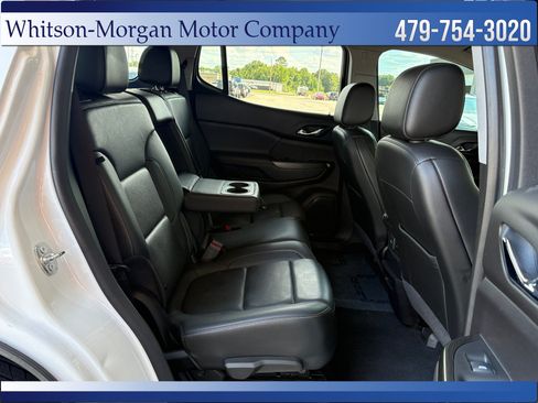 Used 2023 GMC Acadia SLT AWD/4WD image 37