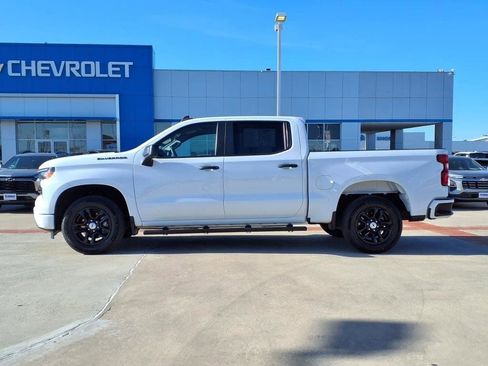 Used 2023 Chevrolet Silverado 1500 Custom w/ LPO, Dark Essentials Package image 4