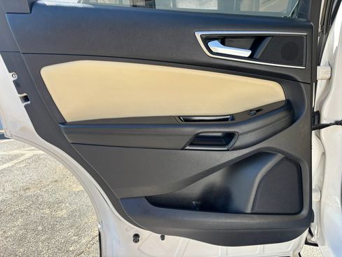 Used 2015 Ford Edge SEL w/ Equipment Group 201A AWD/4WD image 60