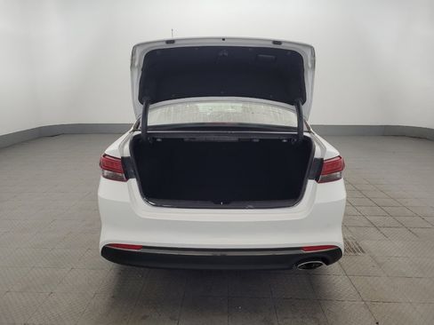 Used 2018 Kia Optima S FWD image 29