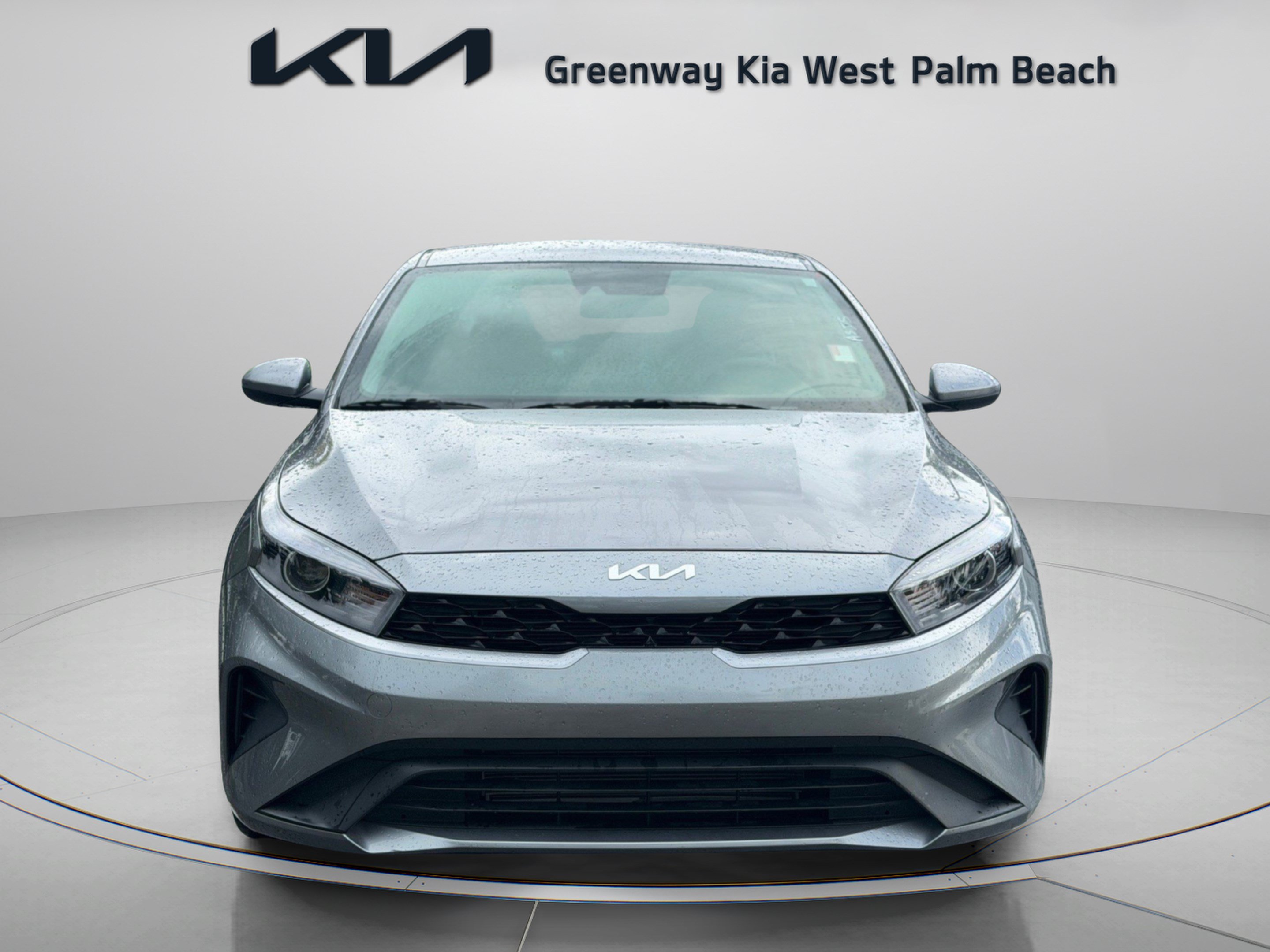 Used 2024 Kia Forte LXS FWD image 2
