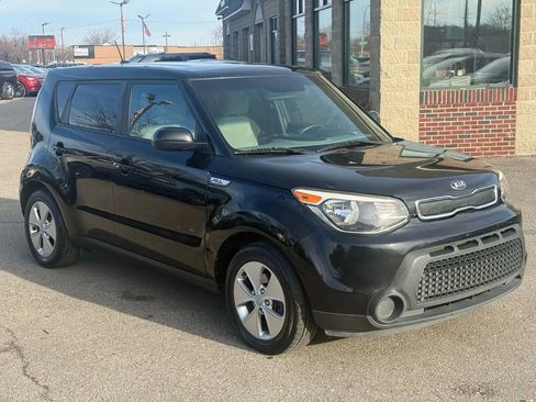 Used 2016 Kia Soul image 3