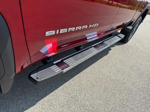 New 2025 GMC Sierra 2500 SLT w/ SLT Premium Package image 10