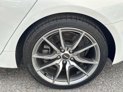 Used 2022 Genesis G70 3.3T image 4