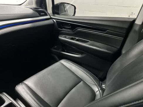 Certified 2024 Honda Odyssey Touring image 13