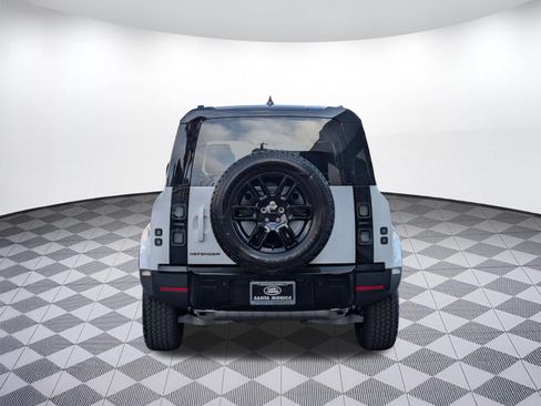 New 2026 Land Rover Defender 110 S AWD/4WD image 4