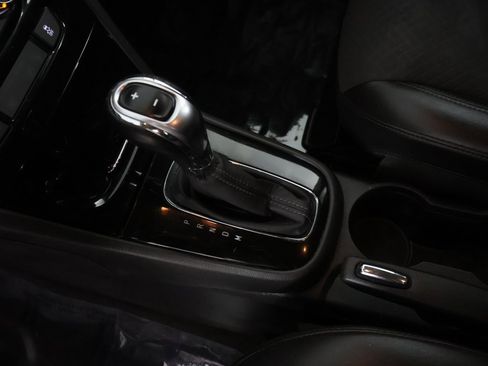 Used 2018 Buick Encore Preferred image 41