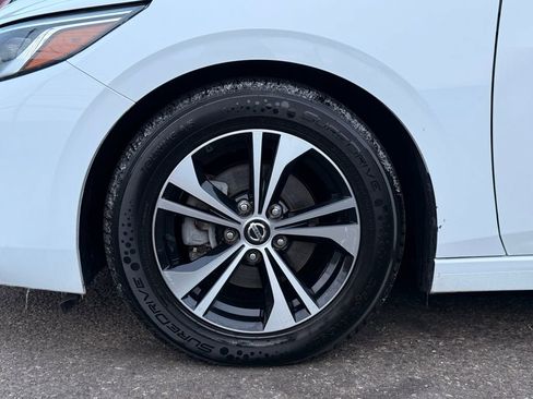 Used 2022 Nissan Sentra SV image 11