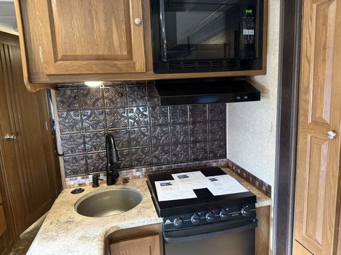 Used 2016 Ford E-450 and Econoline 450 Super Duty w/ Motorhome Prep Package image 53