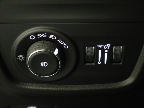 New 2025 Jeep Grand Cherokee L Overland image 35