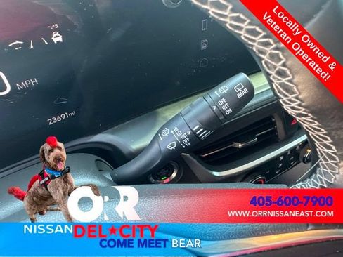 Used 2024 Buick Encore GX Preferred w/ Comfort Package FWD image 19