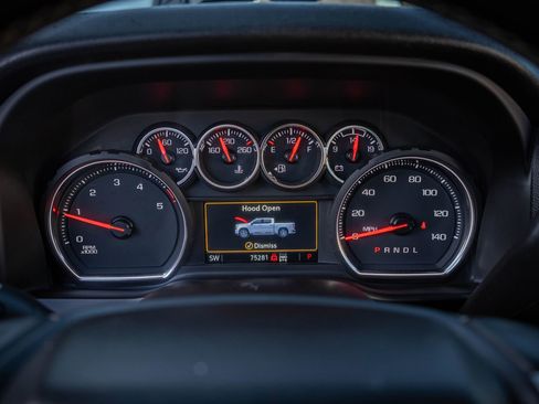 Used 2023 Chevrolet Silverado 2500 LT w/ Convenience Package image 22