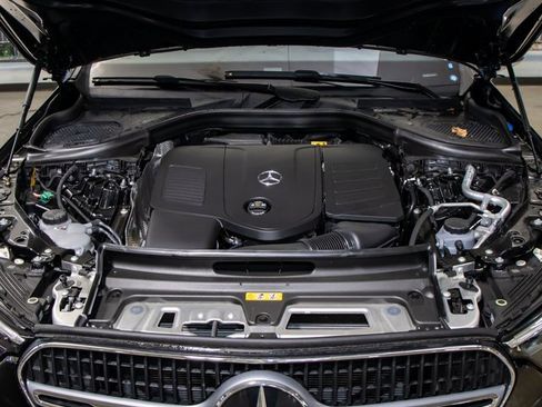 Certified 2025 Mercedes-Benz GLC 350e GLC 350e image 5
