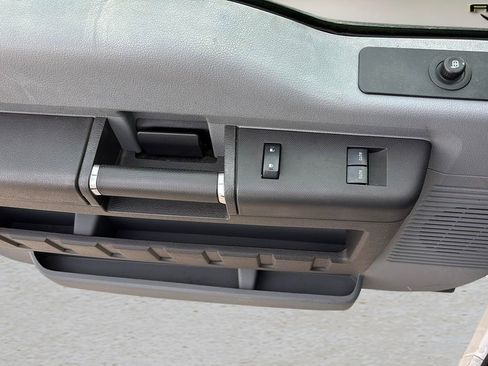 Used 2014 Ford F450 XL w/ Power Equipment Group image 16