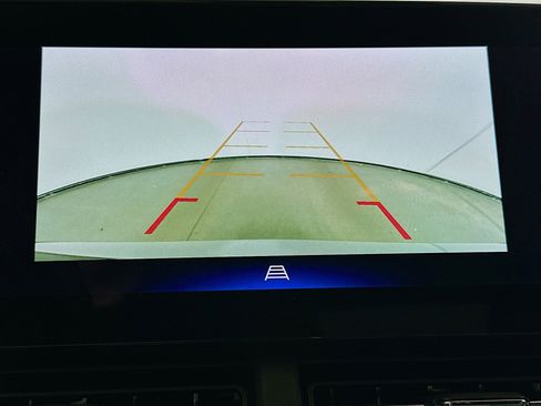 Used 2025 Chevrolet Trax LT image 22