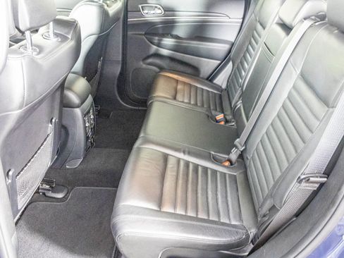 Used 2020 Jeep Grand Cherokee Limited X image 32