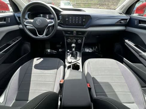Used 2023 Volkswagen Taos SE AWD/4WD image 20