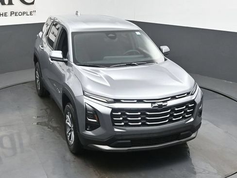 New 2026 Chevrolet Equinox LT w/ Safety and Technology Package FWD image 25