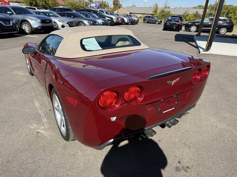 Used 2006 Chevrolet Corvette Convertible w/ Preferred Equipment Group RWD image 28