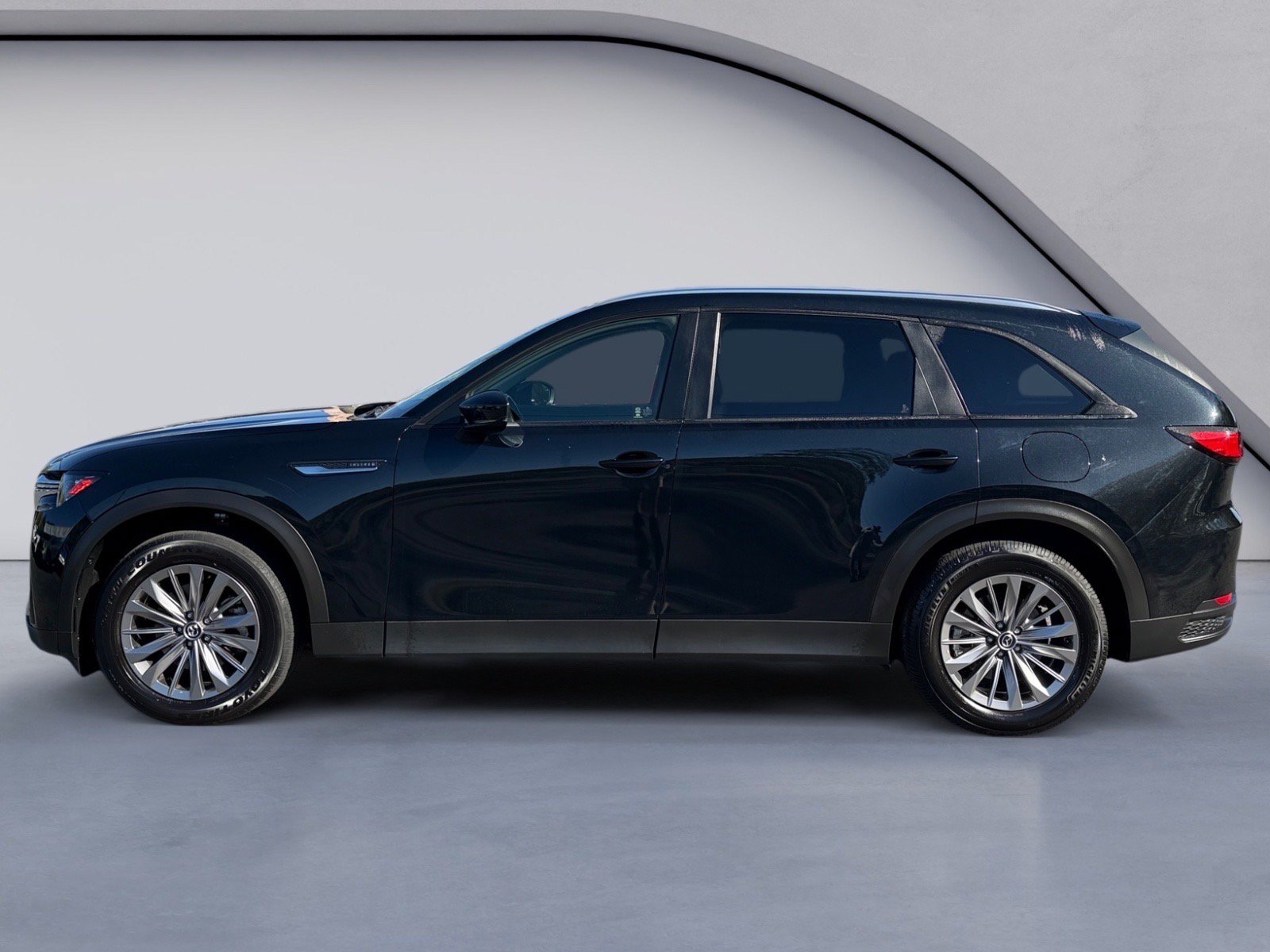 Used 2025 MAZDA CX-90 3.3 Turbo w/ Select Package AWD/4WD image 2
