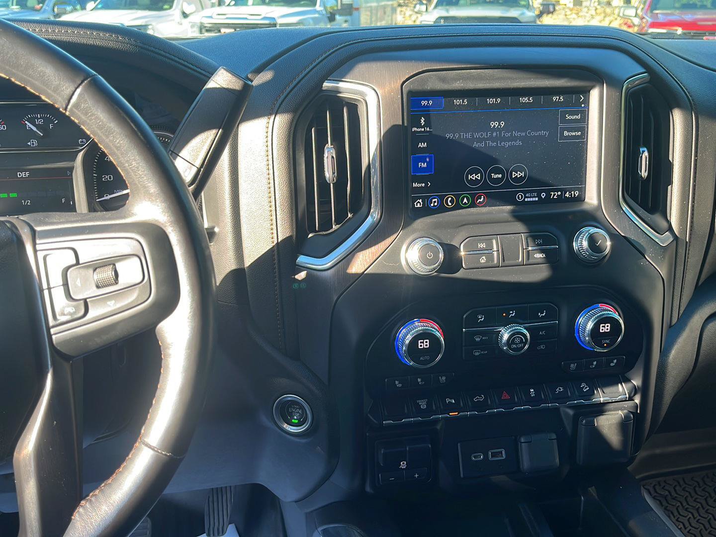 Used 2022 GMC Sierra 2500 AT4 w/ AT4 Preferred Package AWD/4WD image 21