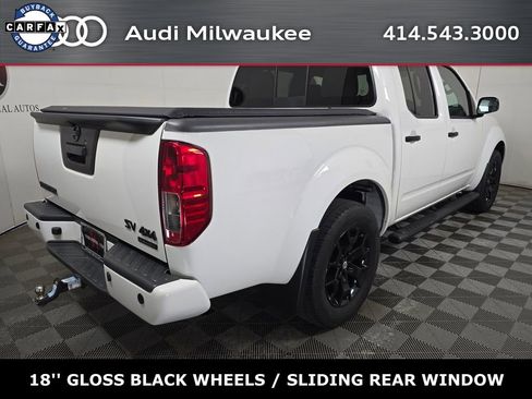 Used 2021 Nissan Frontier SV w/ Midnight Edition Floor Mats image 4