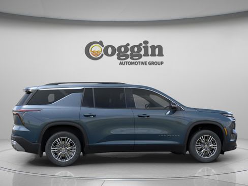 New 2026 Chevrolet Traverse LT w/ Driver Confidence Package image 11