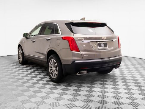 Used 2018 Cadillac XT5 Luxury image 3
