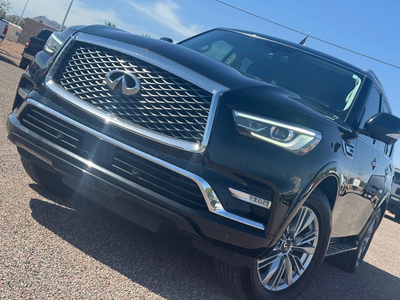 Used 2018 INFINITI QX80 2WD image 2