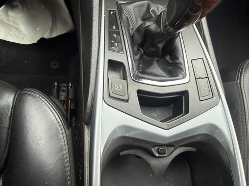 Used 2011 Cadillac SRX Premium image 16