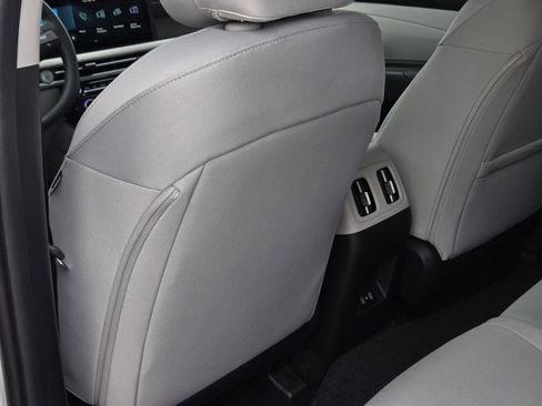 New 2026 Hyundai Tucson SEL FWD image 19