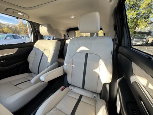 Used 2025 MAZDA CX-90 Plug-In Hybrid w/Premium Sport image 26