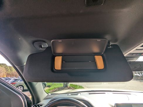 Used 2022 Chevrolet Tahoe Z71 image 28