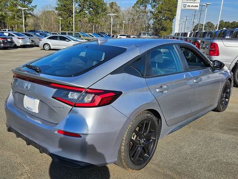 Used 2023 Honda Civic Sport image 13