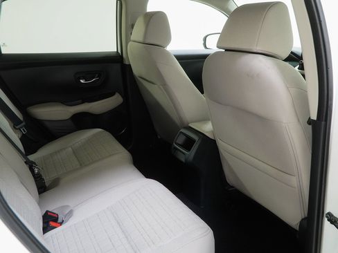Certified 2026 Honda HR-V LX image 34