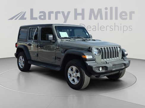 Used 2021 Jeep Wrangler Unlimited Sport AWD/4WD image 7