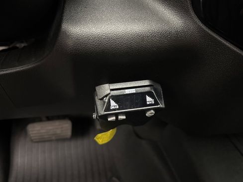 Used 2023 Chevrolet Silverado 1500 RST image 32