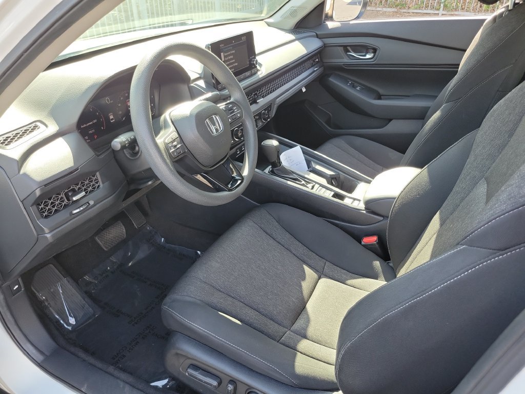 Certified 2024 Honda Accord EX image 17
