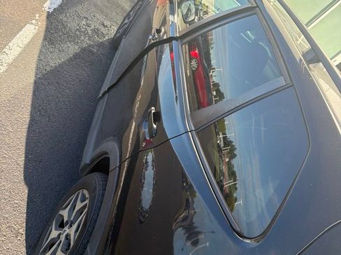 Used 2021 Subaru Forester Premium AWD/4WD image 8