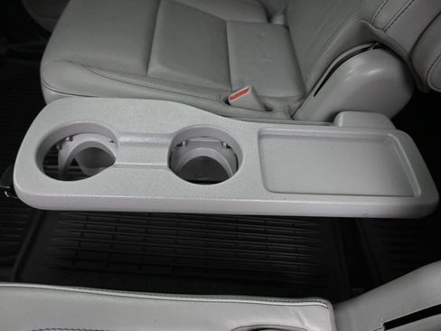 Used 2016 Toyota Highlander Limited w/ Driver Technology Package AWD/4WD image 35