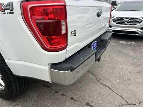 Used 2022 Ford F150 XLT w/ Equipment Group 302A High image 10