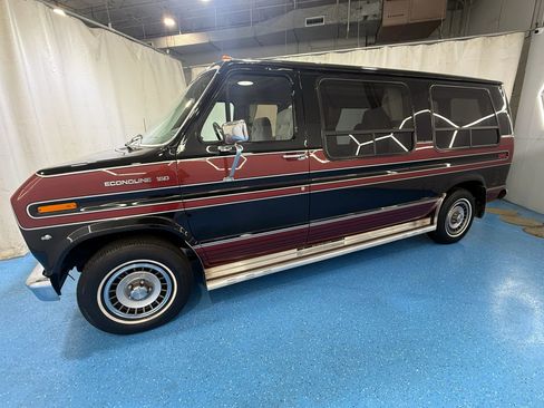 Used 1988 Ford E-150 and Econoline 150 RWD image 73