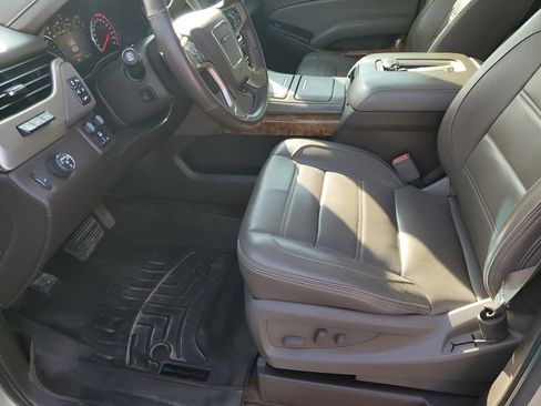 Used 2015 GMC Yukon XL Denali w/ Touring Package image 27