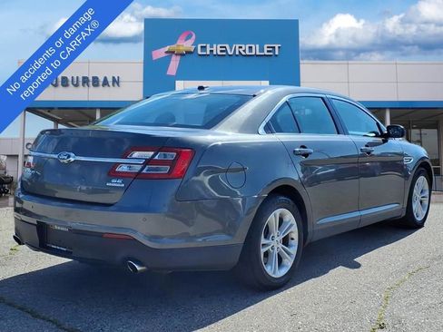 Used 2016 Ford Taurus SEL image 5