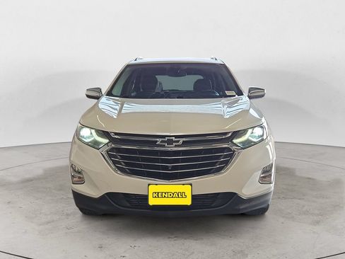 Used 2020 Chevrolet Equinox Premier FWD image 2