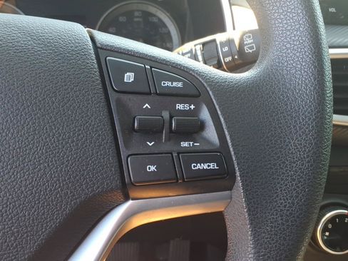 Used 2019 Hyundai Tucson Value AWD/4WD image 29