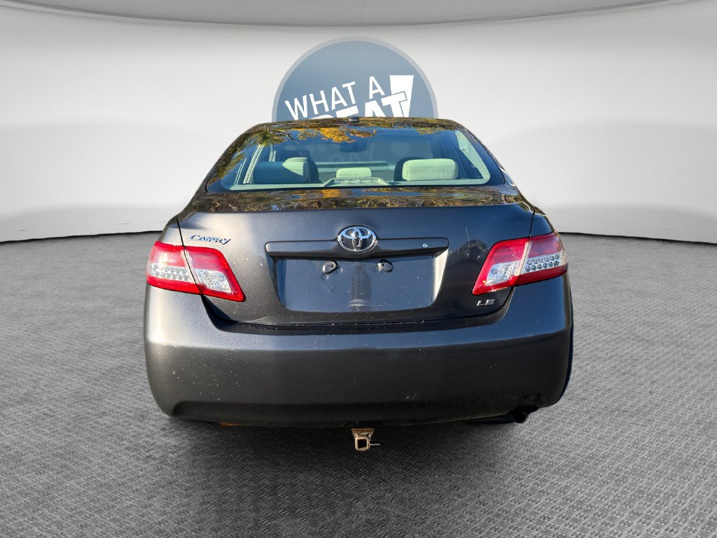 Used 2011 Toyota Camry LE FWD image 5